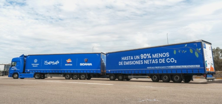 dupla nyerges vontató