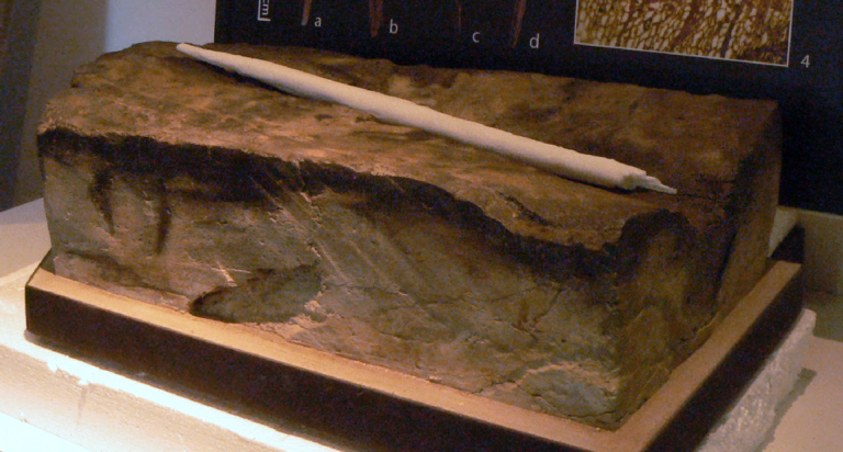 Schöningen lándzsák fegyver