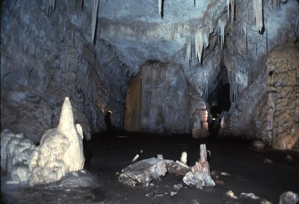 5 millió éve lezárt barlangot nyitottak meg