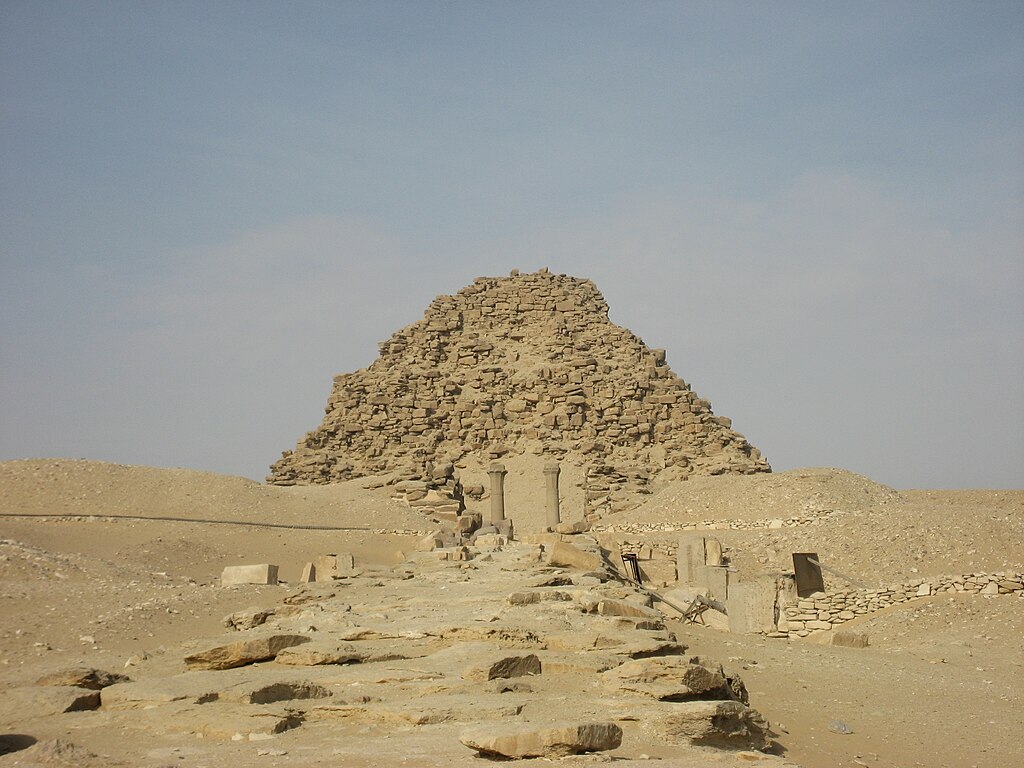 egyiptomi piramis