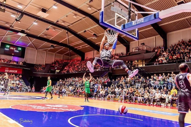 Világhírű amerikai kosarasok Harlem Globetrotters