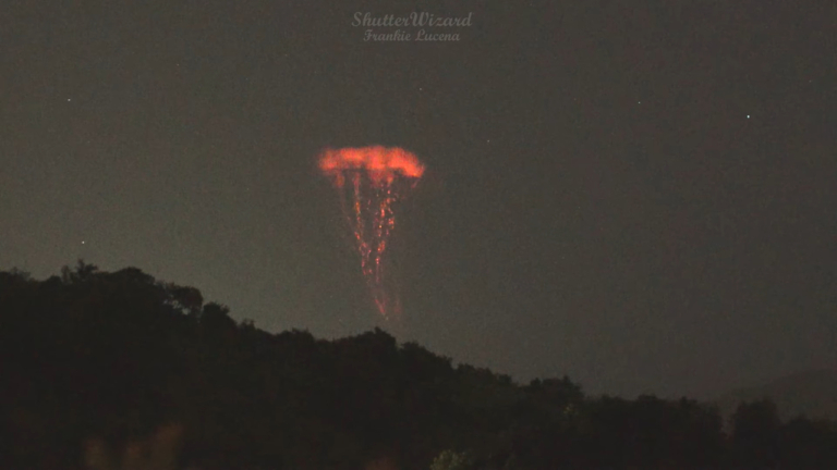 vörös lidérc villám nemzetközi űrállomás