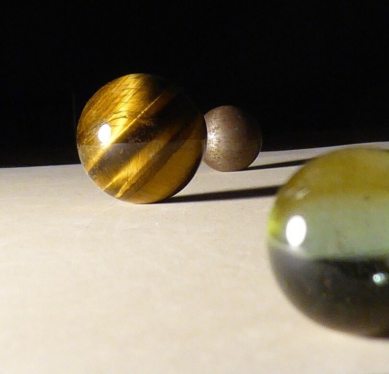 háromtest-probléma