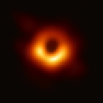 messier 87 fekete lyuk