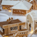 Már látogatható Geresdlakon a falu mézeskalácsba sütött mása, a Mézeskalácsfalu. Fotó: MTI