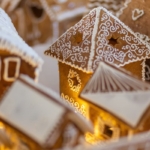 Már látogatható Geresdlakon a falu mézeskalácsba sütött mása, a Mézeskalácsfalu. Fotó: MTI