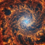 NGC 628 spirálgalaxis JWST