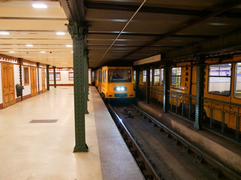 A kisföldalatti