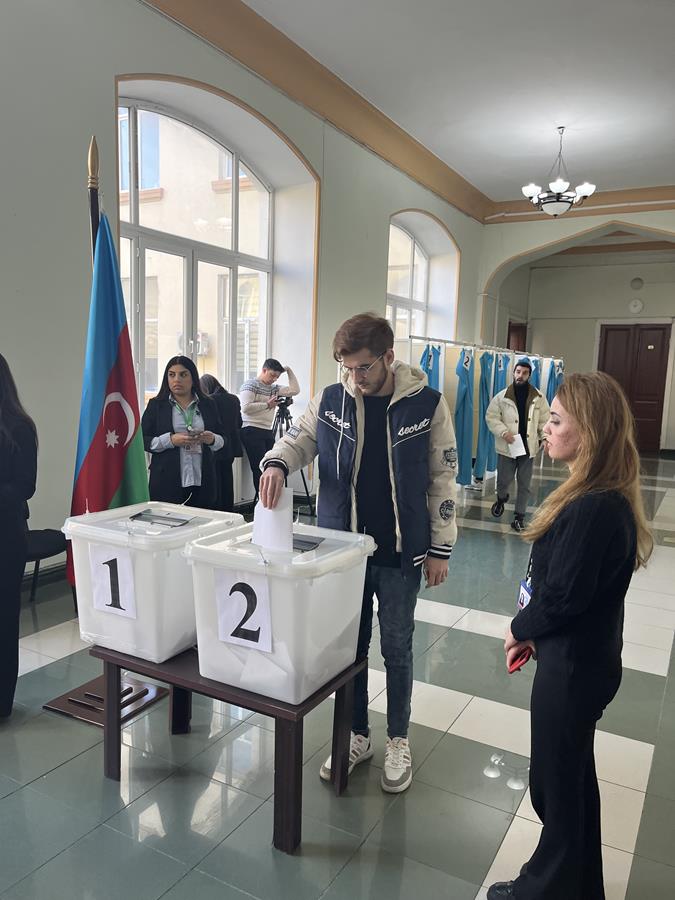 Baku, Azerbajdzsán, előrehozott elnökválasztás 2024. Fotó: Daily News Hungary
