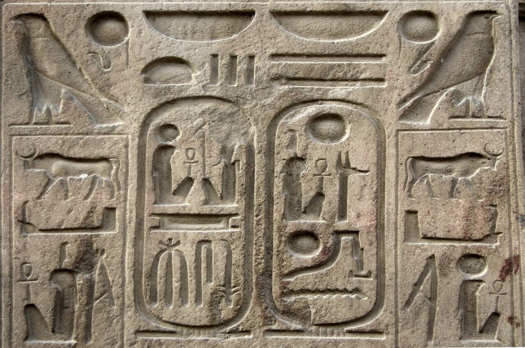 ókori egyiptom egyipomi írás hieroglifák