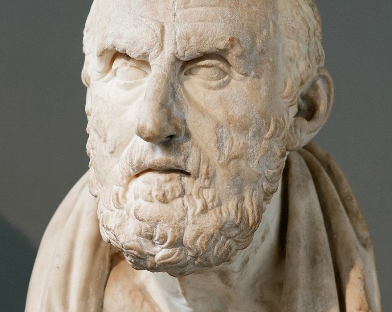 Khrüssziposz mellszobor