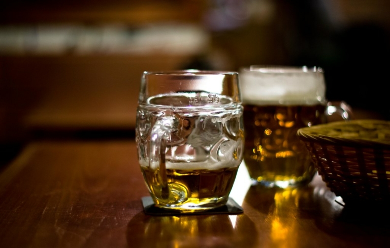 sör korsó beer