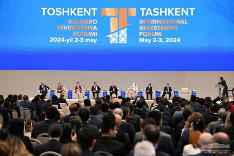 Taskent Nemzetközi Befektetési Fórumot (Tashkent International Investment Forum – TIIF)