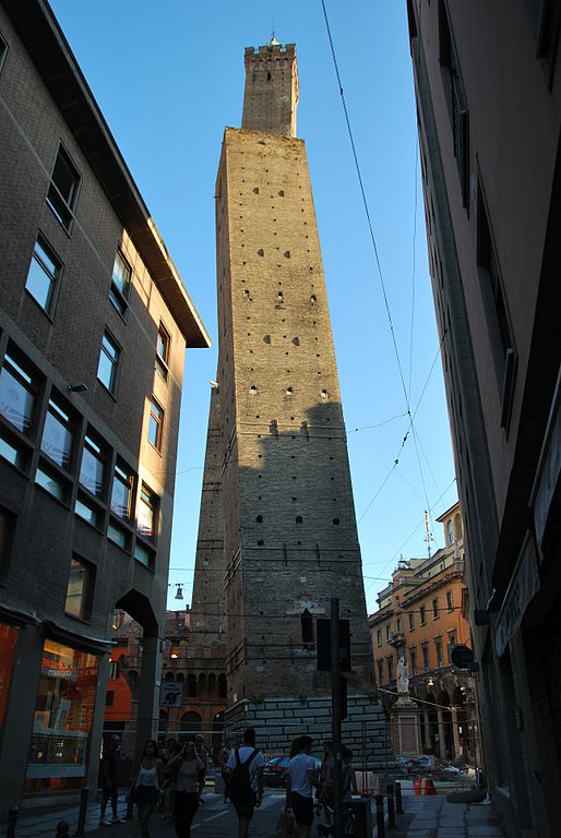 Olaszország Bologna torony