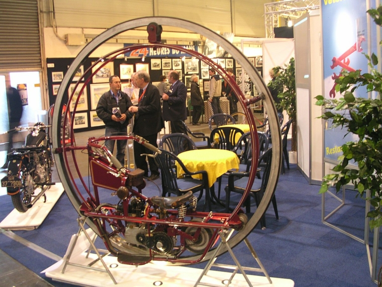 egykerekű motor inováció