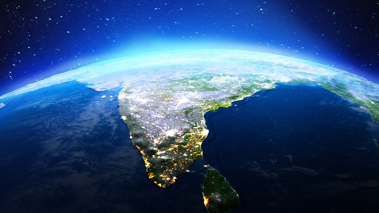 India az űrből