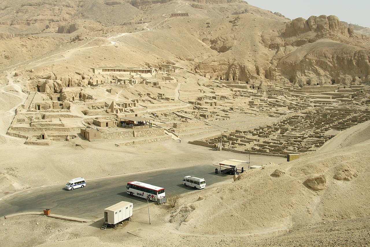 Egyiptom nekropolisz théba Luxor