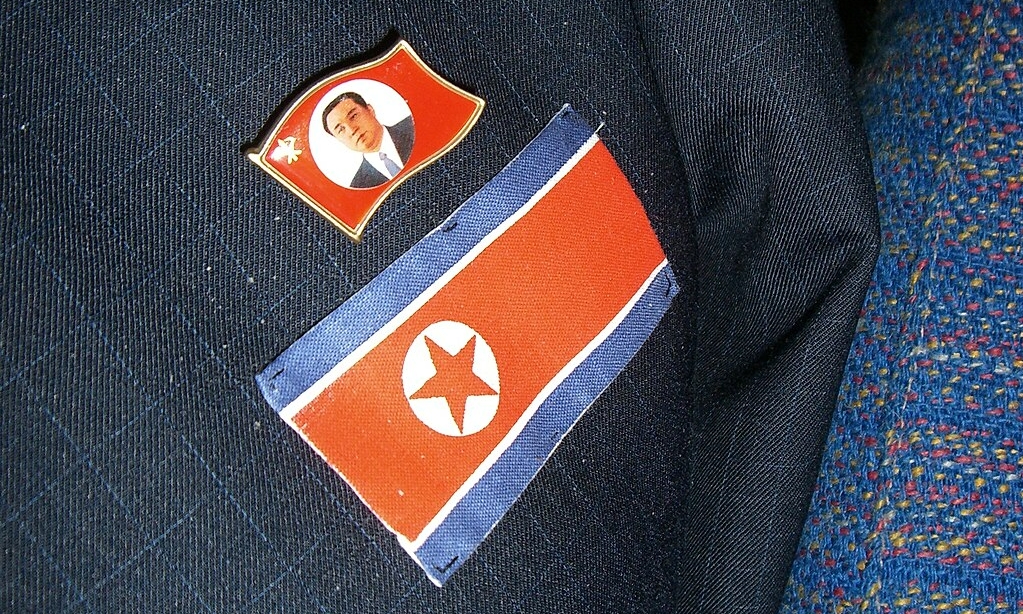 Észak-Korea kitűző