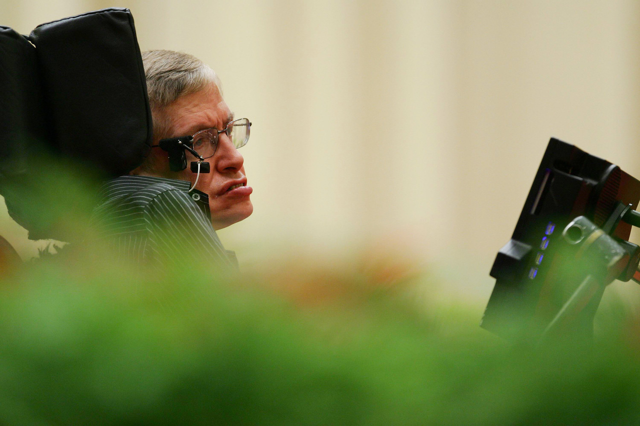 Stephen Hawking jóslat mesterséges intelligencia világvége