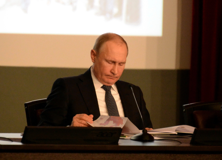 vlagyimir putyin oroszország ukrajna ukrán háború béke