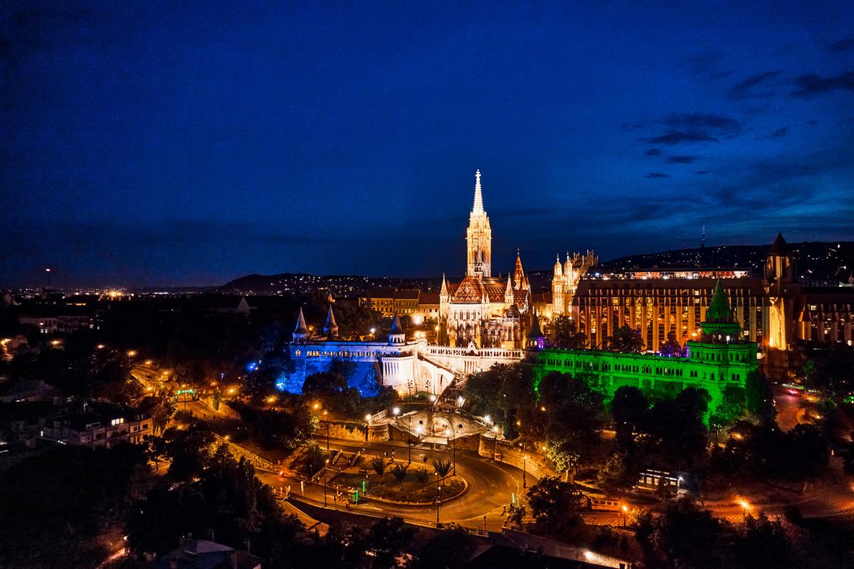 üzbegisztán zászló budapest halászbástya