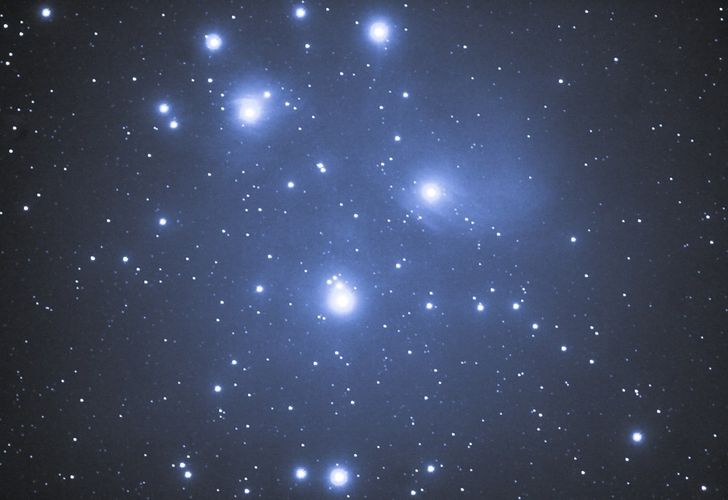 Plejádok csillaghalmaz Messier 45 M45