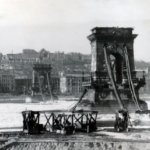 Budapest Lánchíd 1944-45 ostrom kiállítás Duna