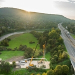 M1 autópálya bővítése