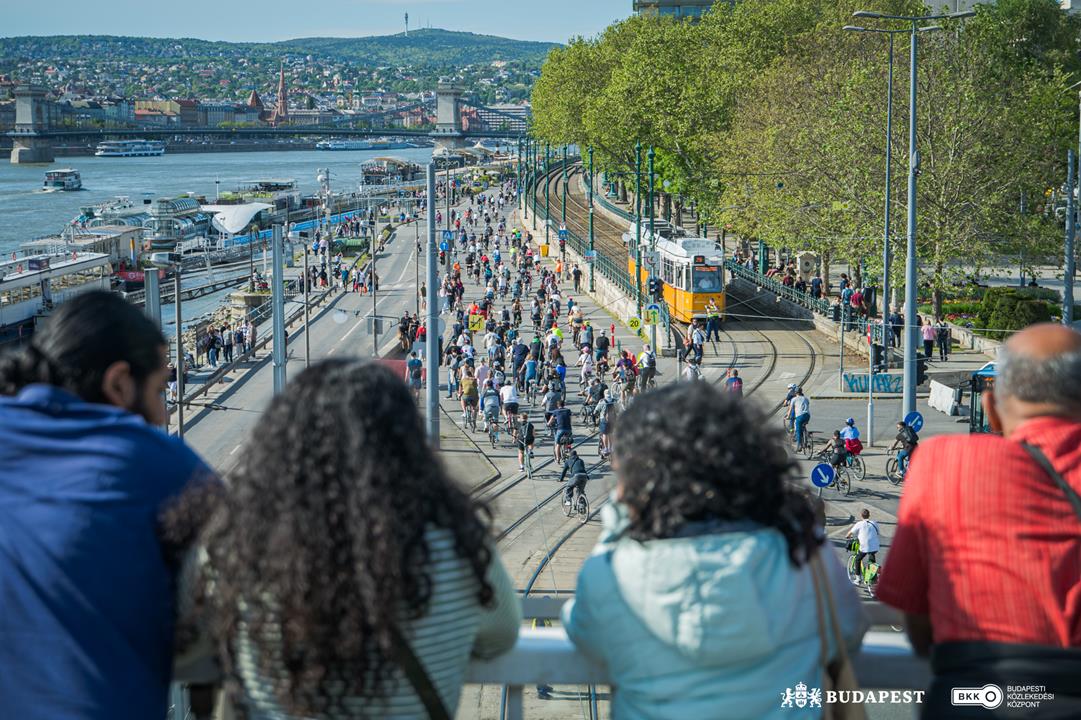 gyalogos övezet újranyitás Budapest szíve rakpart