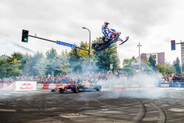 Magyarországra érkezik a Red Bull Show forma-1
