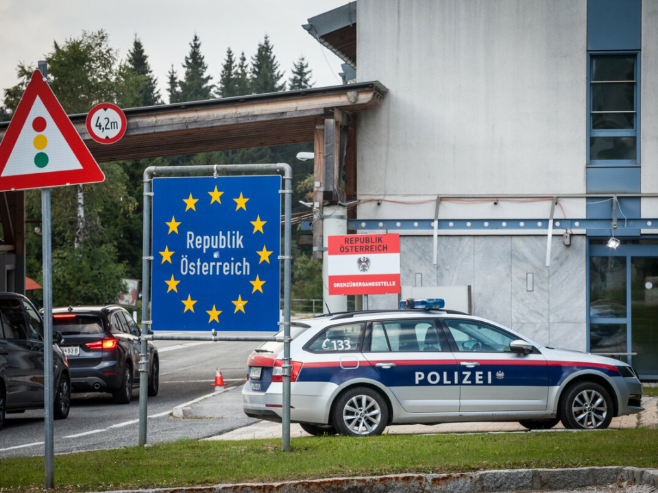 Ausztria határgyilkosság magyar határ