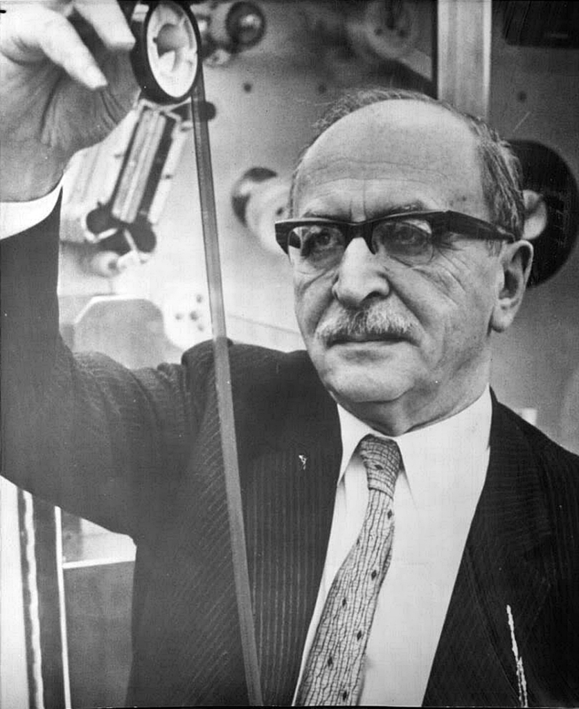 Dennis Gábor 1971