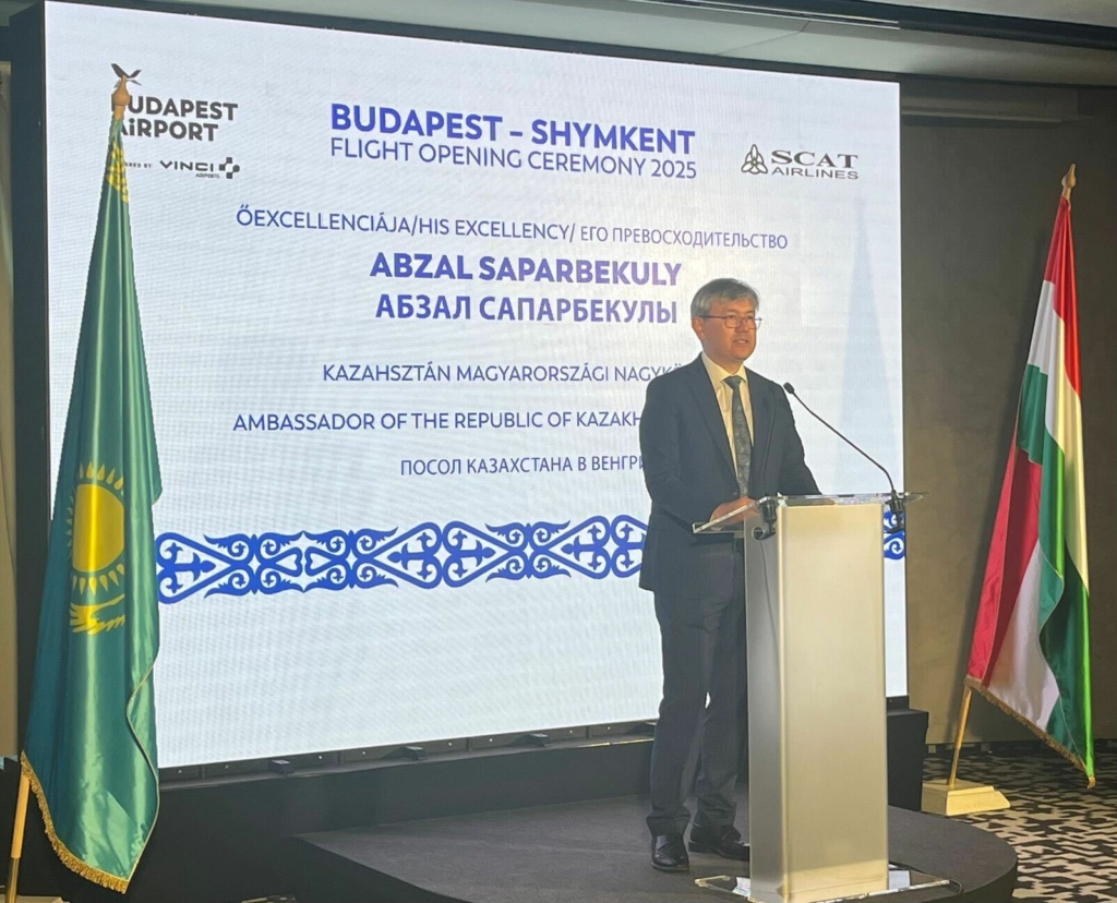 Kazah nagykövet Abzal Saparbekuly