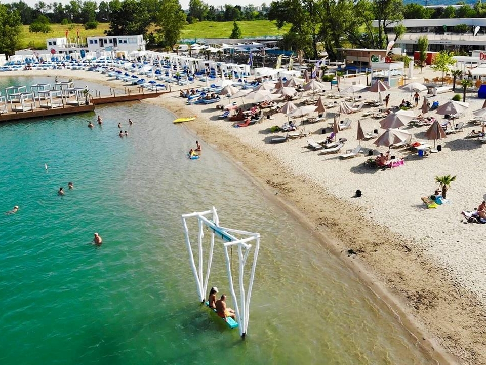 Lupa beach, Budapest, homokos tengerpart