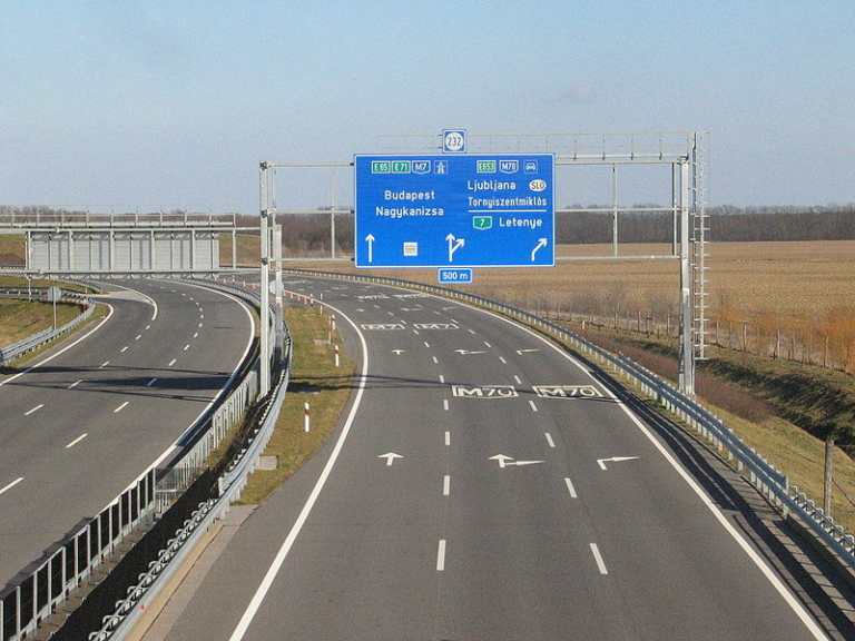 M7-es autópálya sávlezárás felújítás Siófok Zamárdi