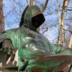 Ligeti Miklós Anonymus szobor Budapest