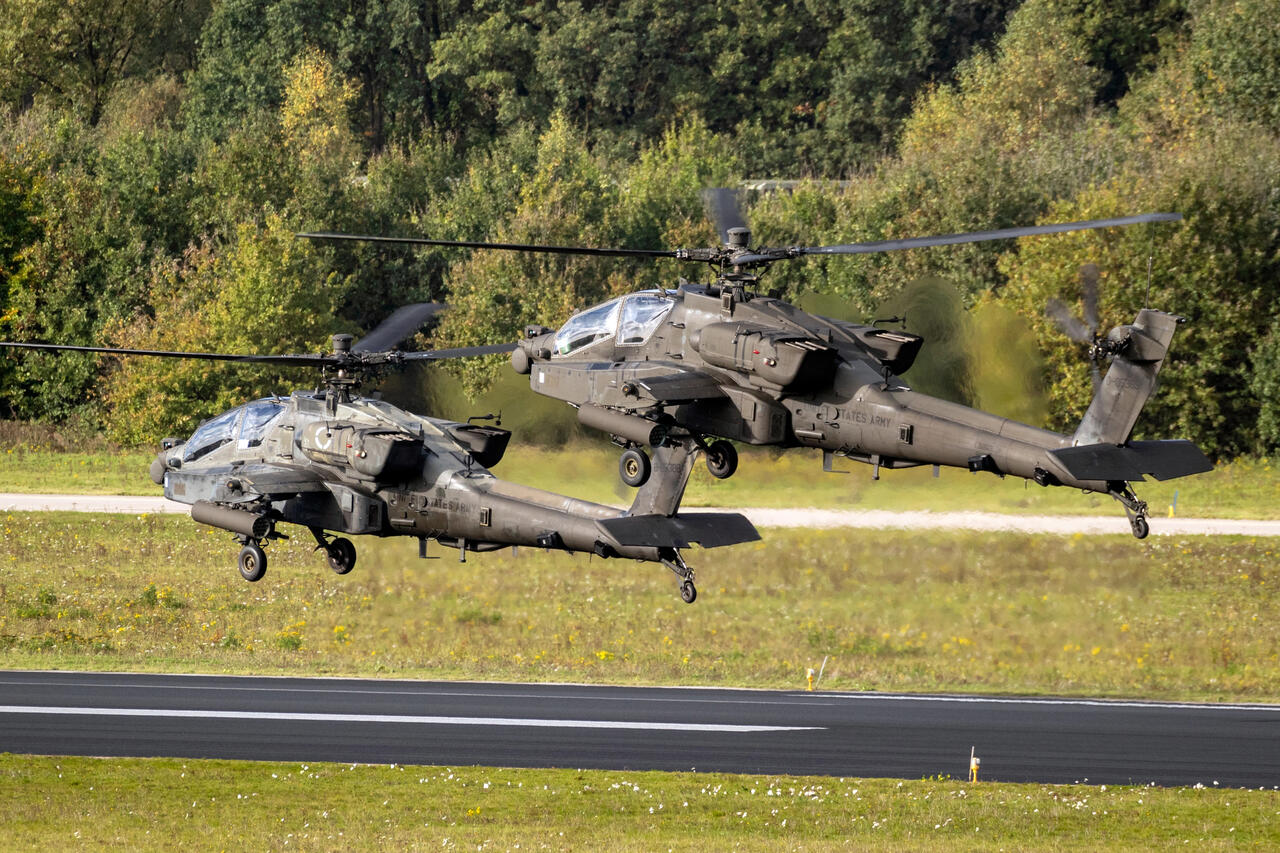 Apache helikopter NATO hadgyakorlat Oroszország határában