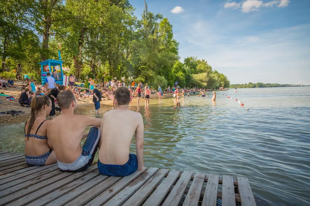 Ingyenes Duna strand Budapest Római