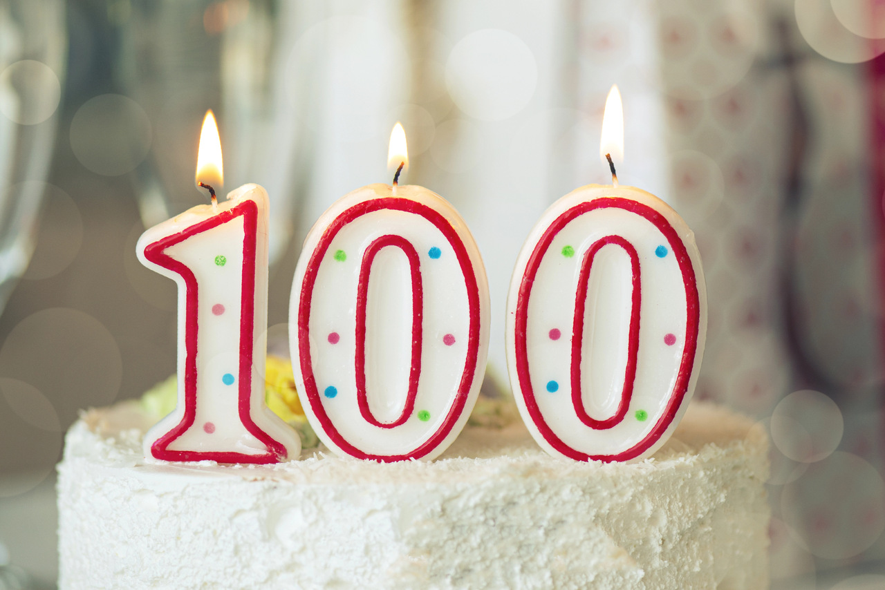 életkor egészségügy idős kor 100 év százéves