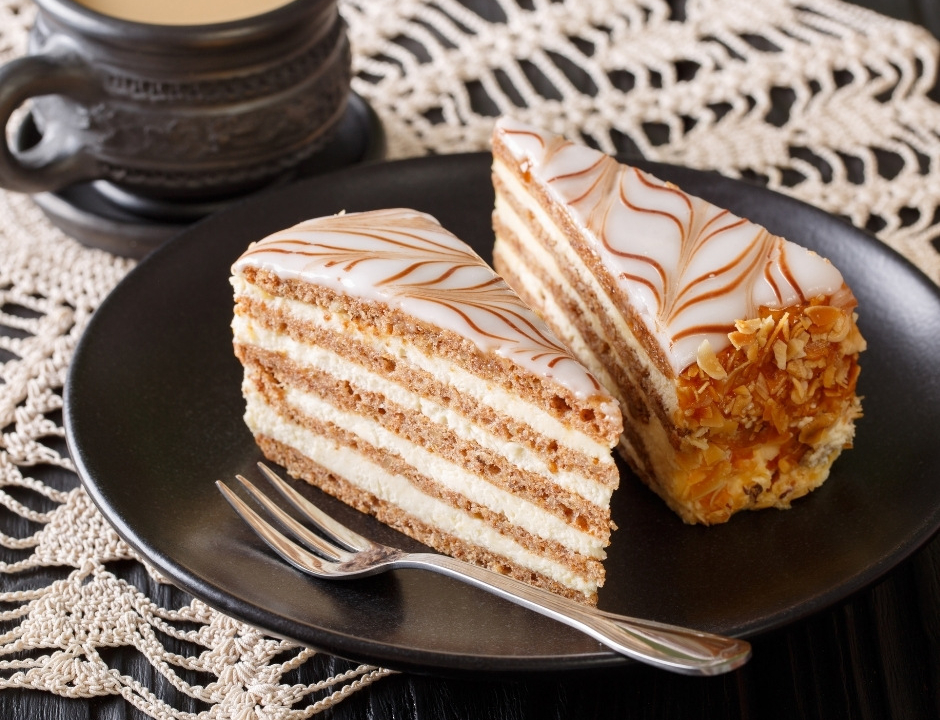 magyar ételek Eszterházy torta