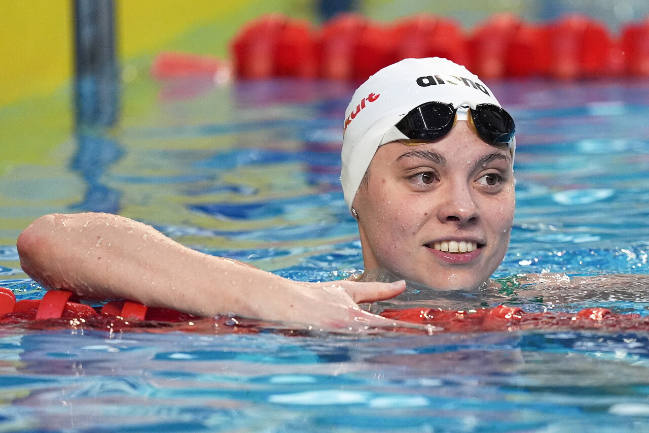 Fángli Henrietta magyar úszó pókcsípés