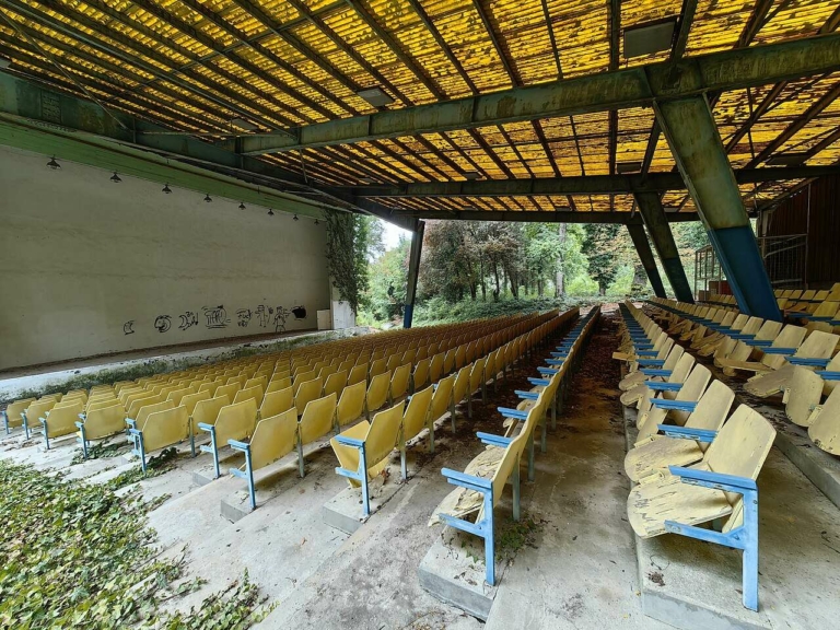 Kádár János MSZMP Balatoni nyaraló balatonaliga club aliga kertmozi