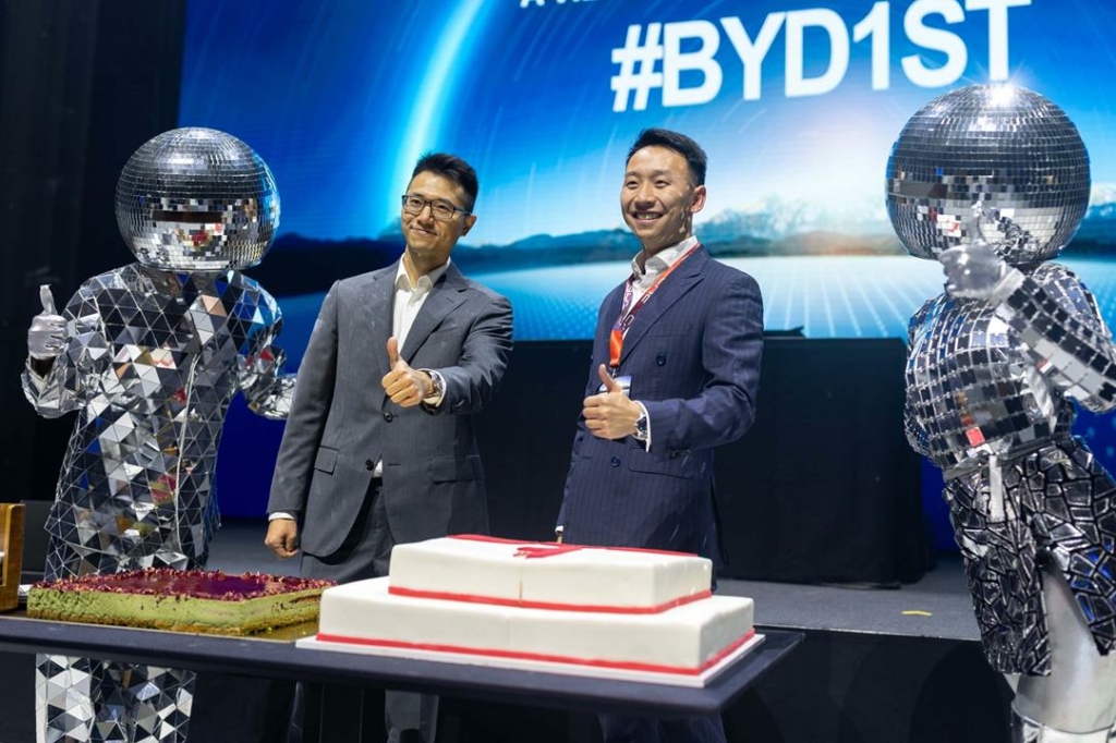 BYD kínai beruházás vendégmunkás (Copy)