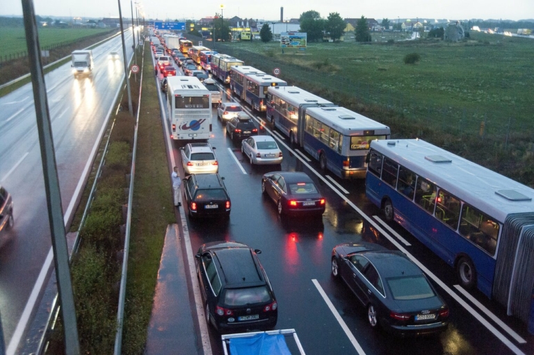 horvátország határátkelő sorban állás közlekedés