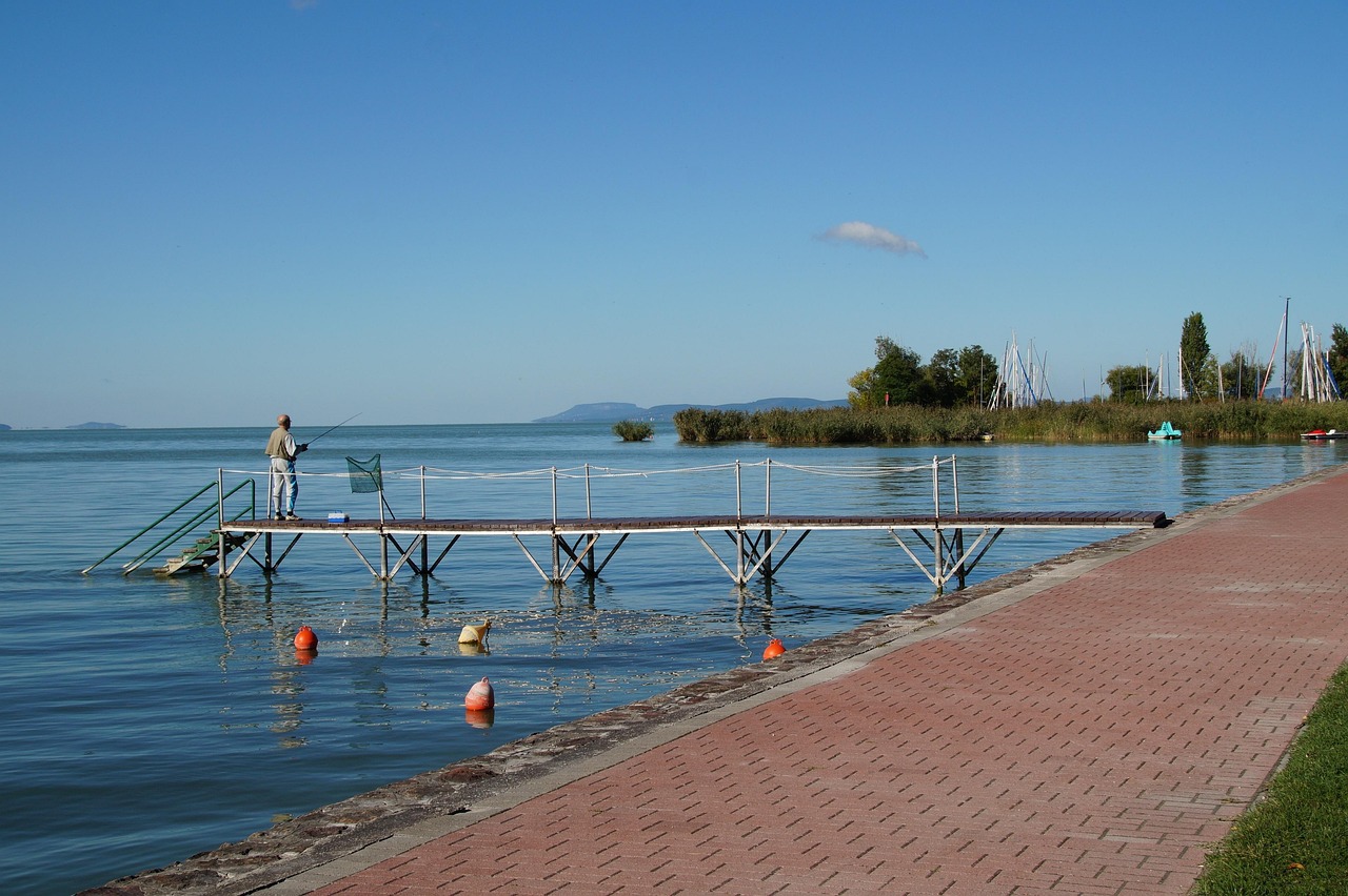 Balaton Fürdőhely Strand Luxus Magyarország
