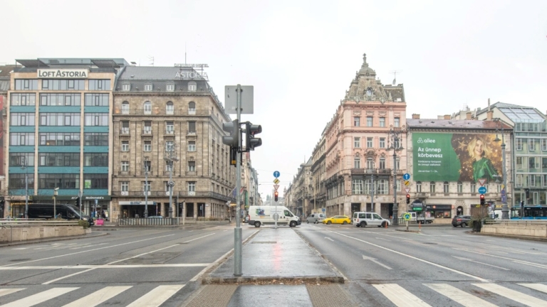 Astoria felújítás BKK