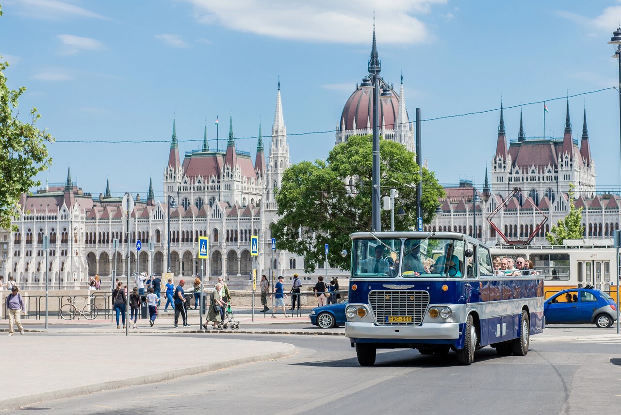 BKK nosztalgia járatok augusztus (1)