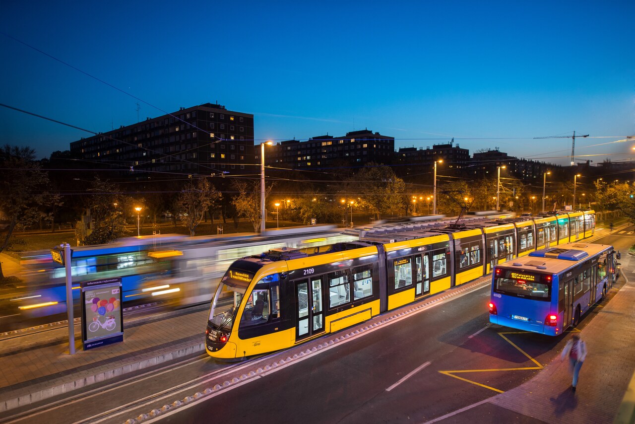 BKK Budapest tömegközlekedés éjfél után