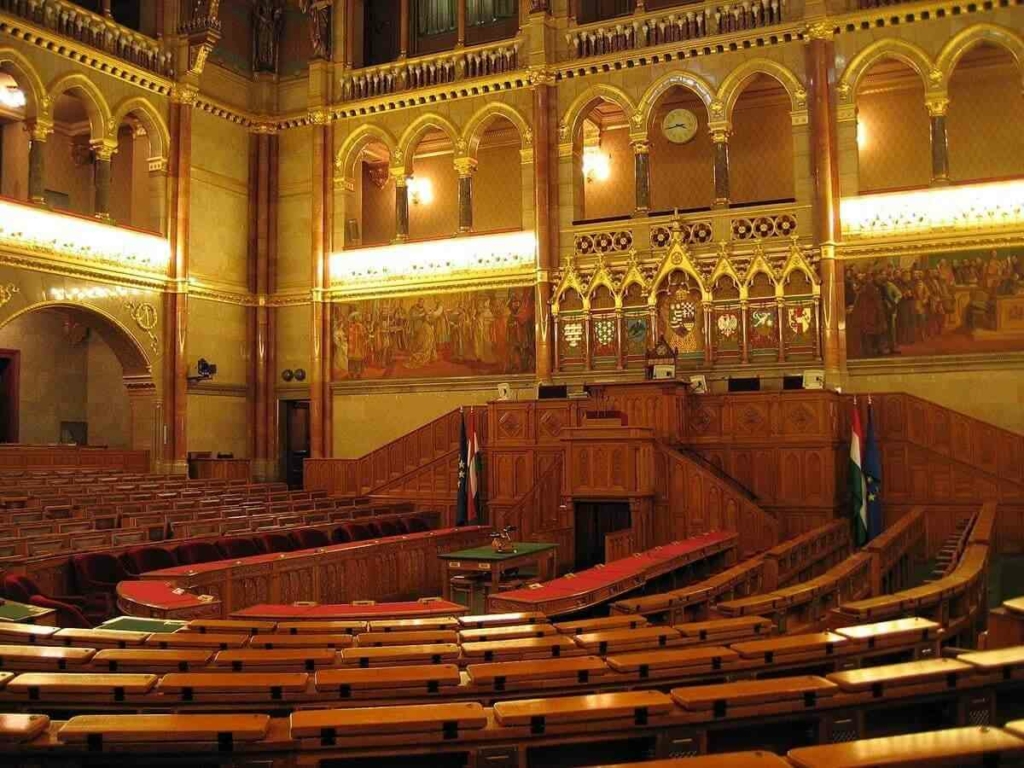 Magyar Parlament Országház pulpitus Tisza istván merénylet kísérlet