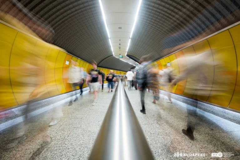 éjszaka metrő bkk